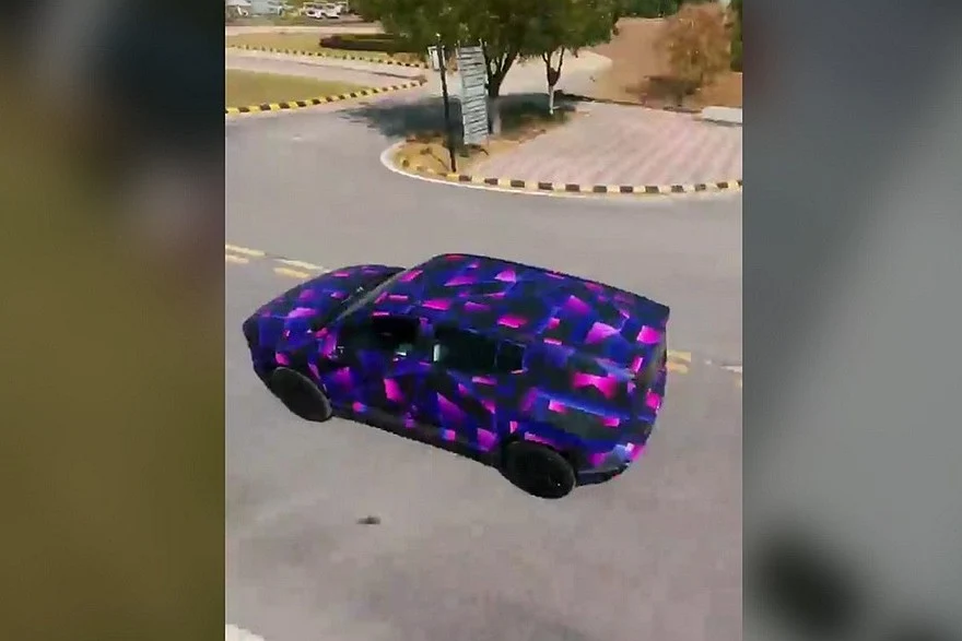 Тестовый прототип грядущего электрического паркетника Honda индийского производства