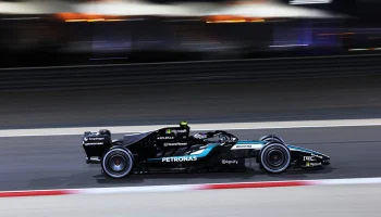 Mercedes устроила разгром соперникам в финальный день тестов Ф1 в Бахрейне