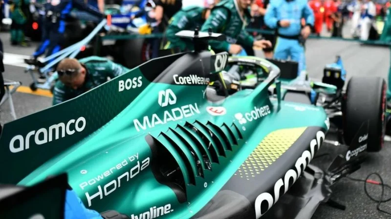 Honda нашла источник вибраций в машине Aston Martin