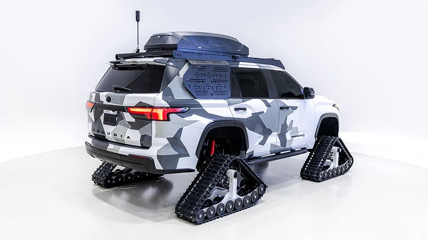 На фото: концепт Toyota Sequoia Snowhunter