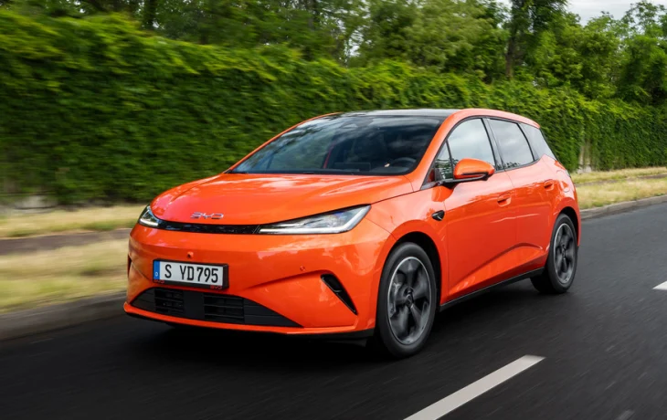 BYD Dolphin G представлен в Европе в двух вариантах мощности