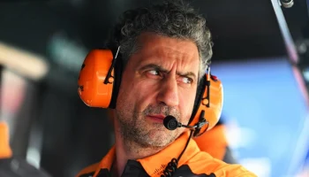 &laquo;Надо отвечать за свои слова&raquo;. Руководитель McLaren жёстко ответил Бриаторе