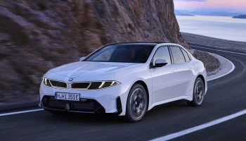 Новый седан BMW i3 поступил в продажу в &laquo;приветственной&raquo; версии