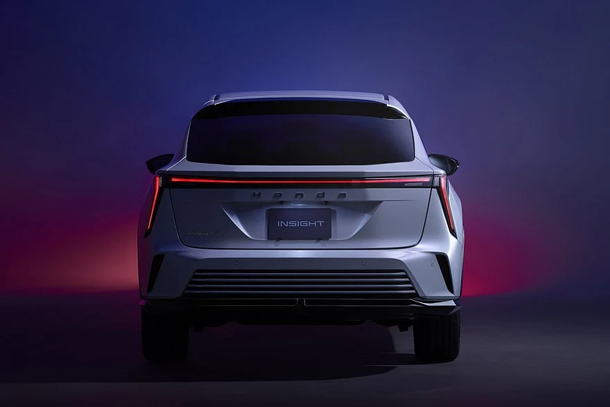 Новый электрокар Honda Insight для Японии, он же Honda e:NS2 для Китая