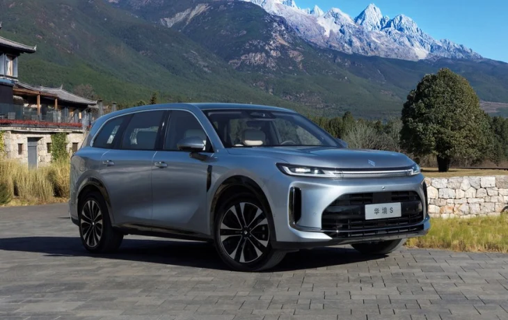 Baojun Huajing S: электроника Huawei, полный привод, флагманы Geely и Chery в конкурентах