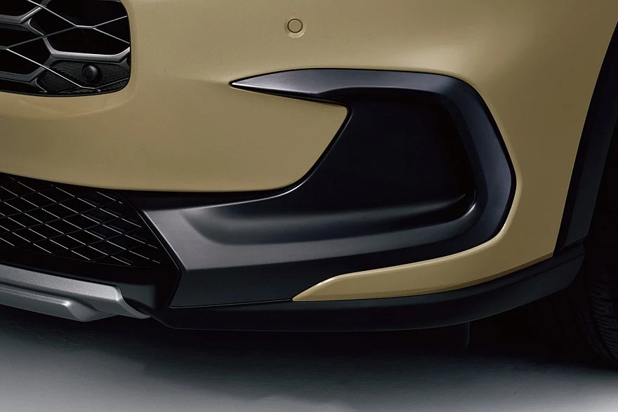 Топовый Honda ZR-V Cross Touring. За накладки на дверях нужно доплачивать