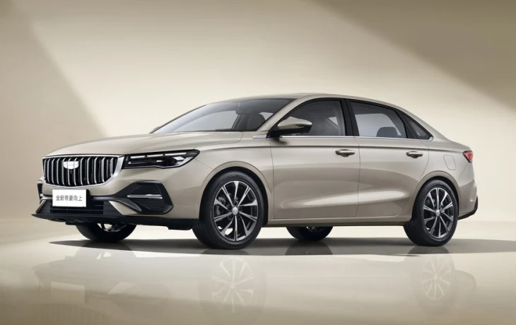 Седан Geely Emgrand предыдущего поколения получил порцию обновок