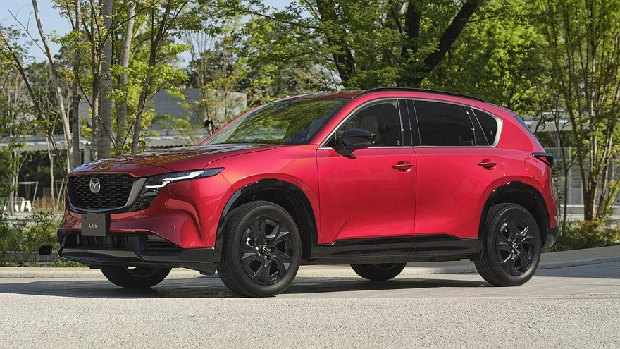 На фото: Mazda CX-5 (версия для Японии)