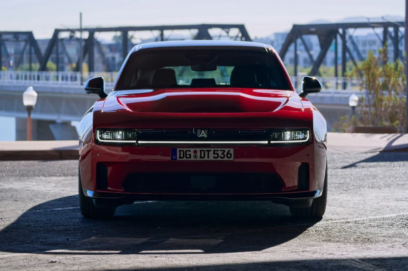 Новый Dodge Charger добрался до Европы, цена известна