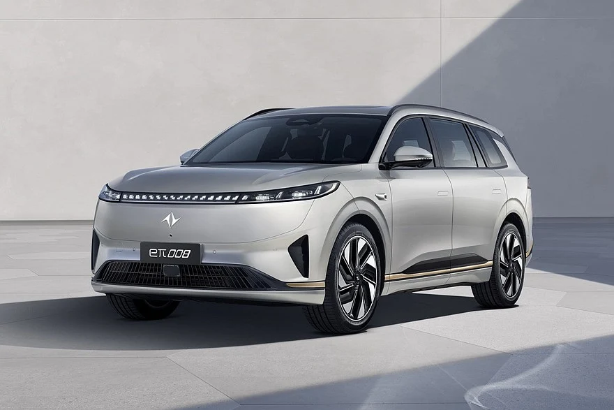 Dongfeng Yipai 008