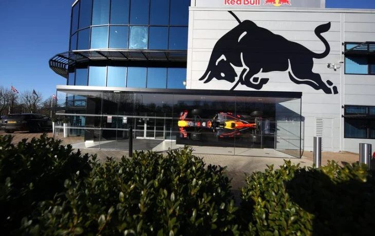 Autosprint: Новый мотор Red Bull оказался маломощным и ненадёжным