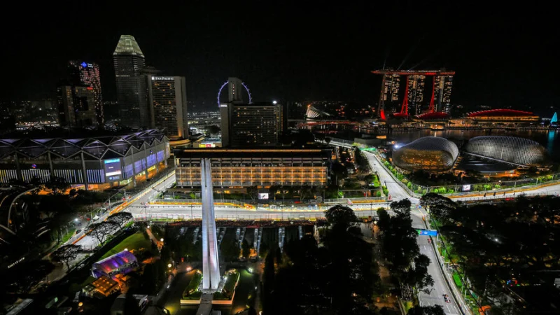 Трансляция второй тренировки Гран При Сингапура Формулы 1