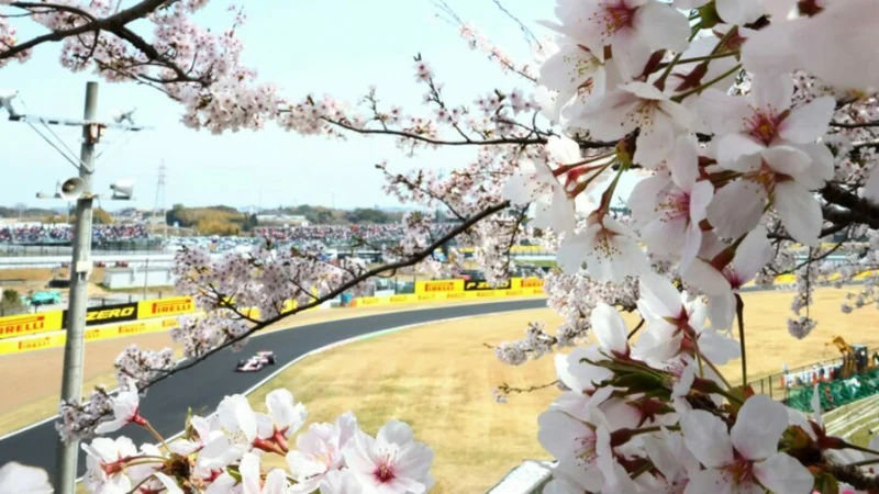 Расписание трансляций Гран При Японии Формулы 1 2026 года