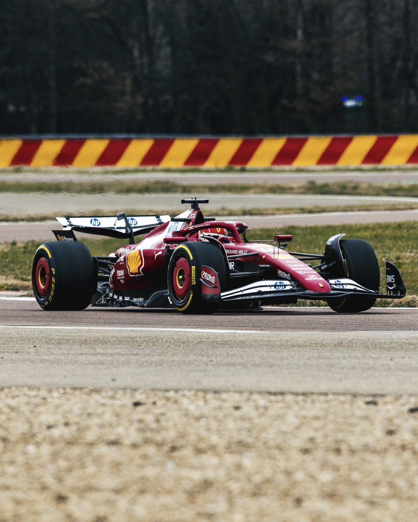 &copy; Ferrari