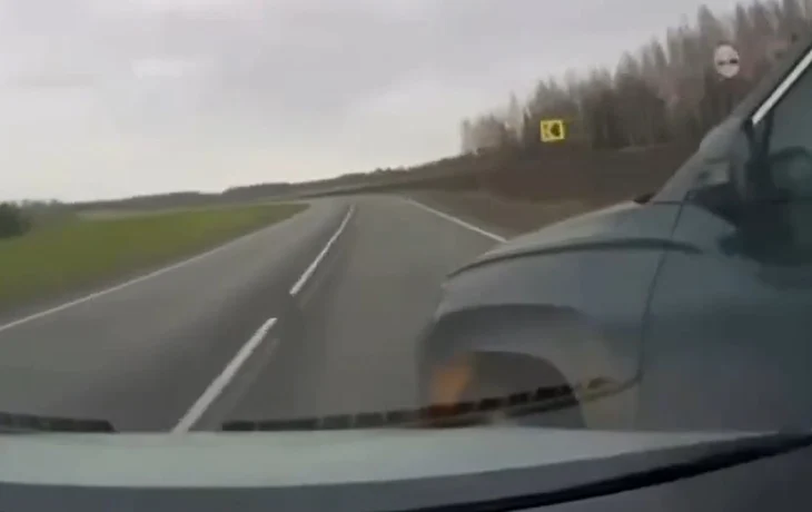  Автомобиль вылетел в кювет и перевернулся в результате ДТП на трассе Казань – Оренбург