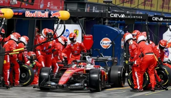 &laquo;Я пёс, бегущий за машиной&raquo;. Как соцсети отреагировали на провал стратегов Ferrari