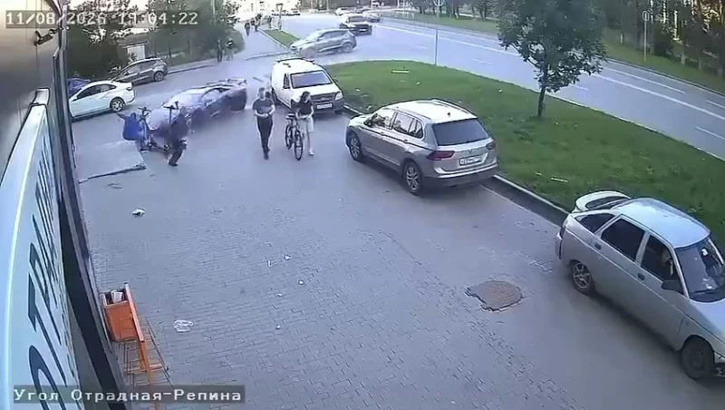  Камера запечатлела момент ДТП с участием Lamborghini&nbsp;в Екатеринбурге
