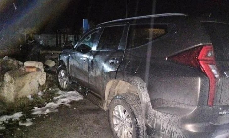В Молдове полицейские устроили погоню за пьяным водителем: Его автомобиль врезался в железобетонную 