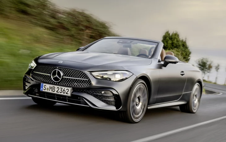 Кабриолет Mercedes-Benz CLE получил сидения, которые не накаляются даже под палящим солнцем