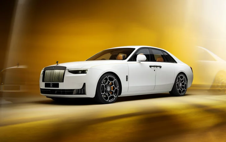 Обновлённый Rolls-Royce Ghost: хитрый прищур и ещё больше вариантов кастомизации