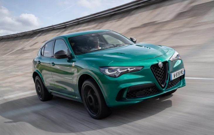 Alfa Romeo определилась со сроками запуска полностью «зелёных» Stelvio и Giulia