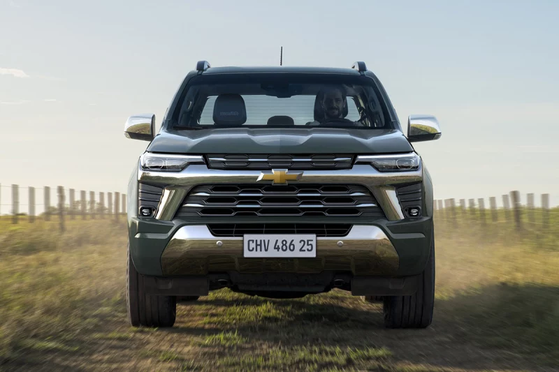 Chevrolet показал рестайлинговый пикап S10: обновление прошло по образу Colorado