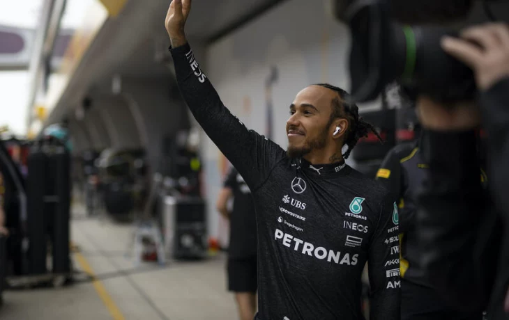 Директор KTM: Наша близость с Red Bull – не проблема для партнёрства с Хэмилтоном