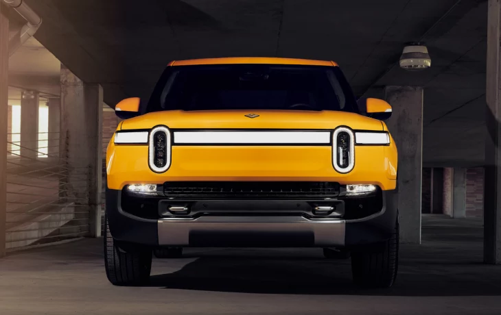 Обновлённые пикап и внедорожник Rivian R1T и R1S могут получить новую батарею